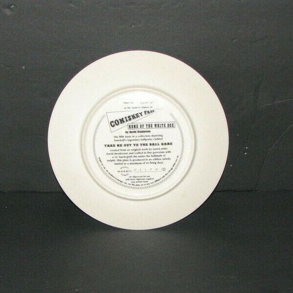 Vintage Collectors Plate Chicago Comiskey Park “Home of the White Sox” Gold Trim - Picture 2 of 2